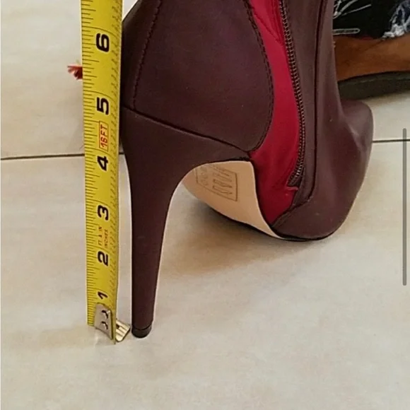 Gwen Stefani Over-The-knee boots - Picture 6 of 6